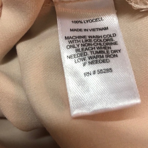 Express button down shirt. Size Medium - Picture 4 of 4